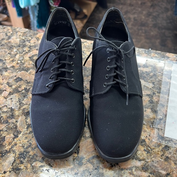 Munro American black lace up shoes size 5 - Picture 1 of 5